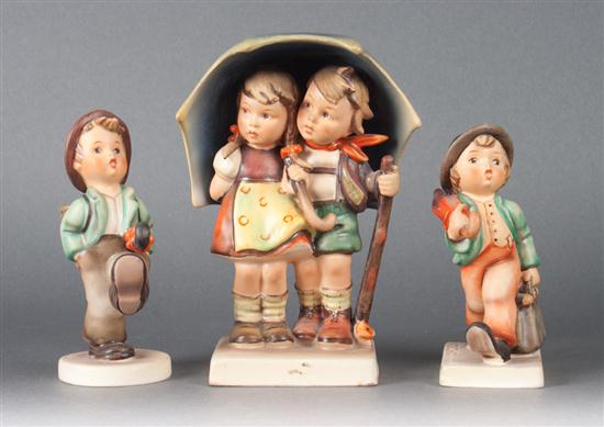 Five assorted Hummel figures Estimate 137061