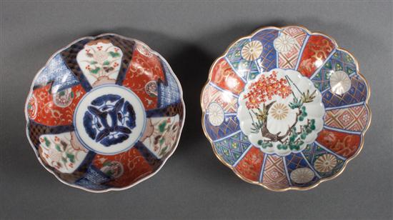 Two Japanese Imari porcelain bowls 139958