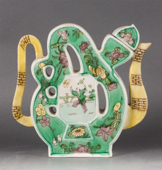 Chinese Famille Verte porcelain 1399b7