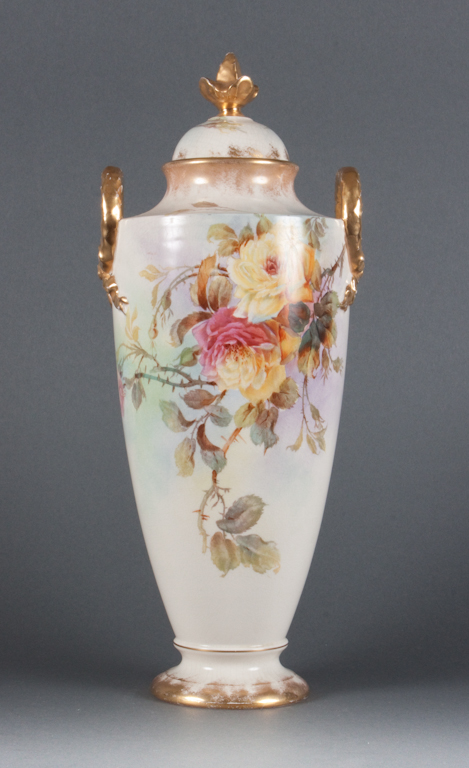 German rose decorated parcel-gilt china