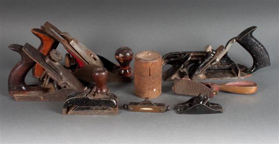 Assorted early wood planes and