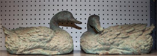 Pair of verdigris bronze duck figures 139c90