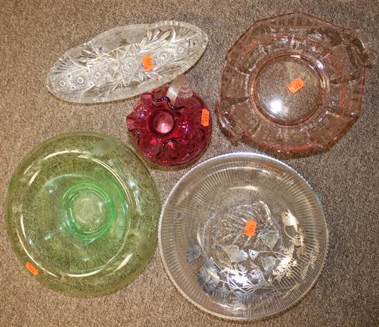 Assorted glass articles including  139ca2