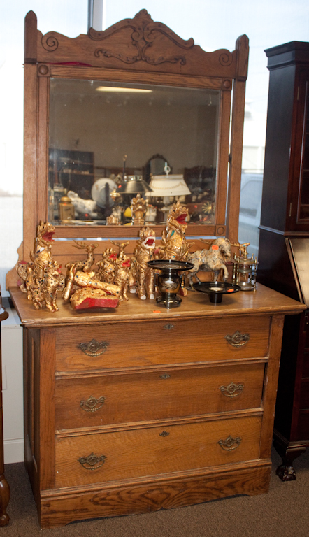 Victorian oak chest of drawers 139d4b