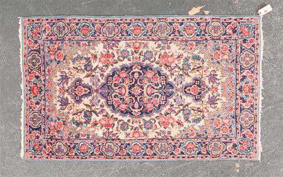 Semi antique Kerman rug Persia 139ea5
