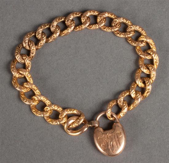 Antique gold and enamel heart locket 139ee8