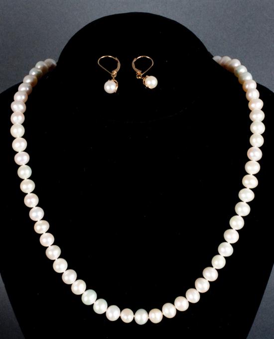 Cultured pearl and 14K gold necklace  139f1e