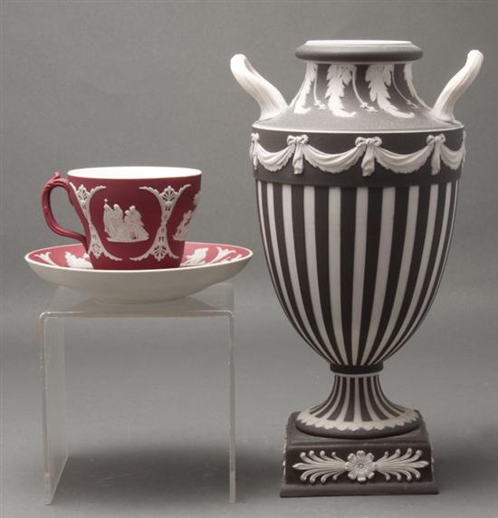 Wedgwood black and white jasperware 13a02a