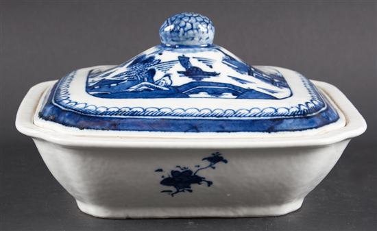 Chinese Export Canton style porcelain
