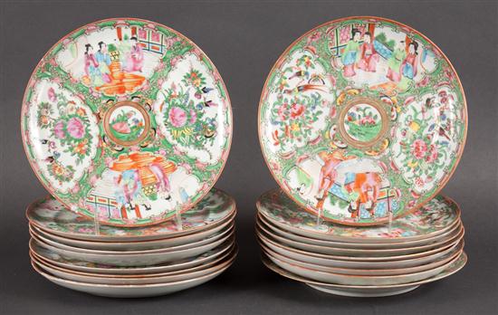 Set of 18 Chinese Export Rose Medallion 13a090