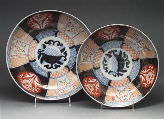 Two Japanese Imari porcelain nesting 13a0c6