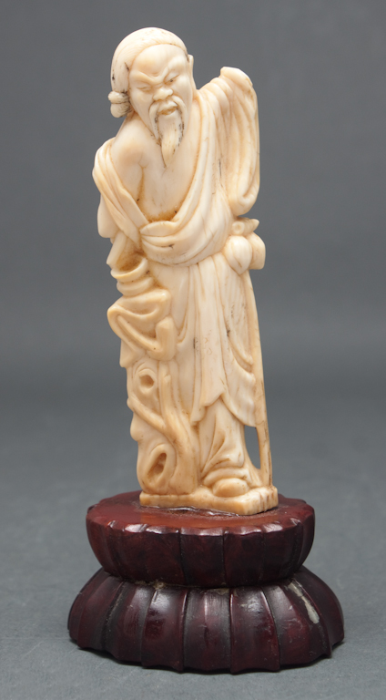 Japanese ivory figure of a deity