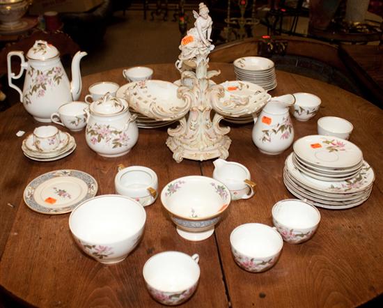 Group of assorted porcelain articles