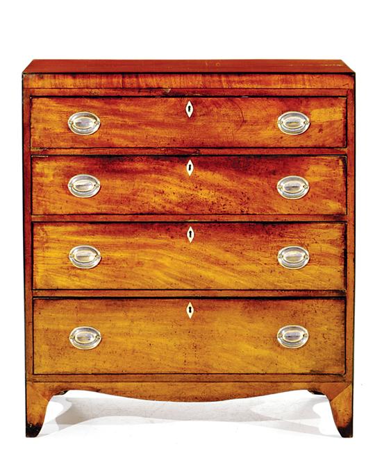 English Victorian mahogany chest 13a67d