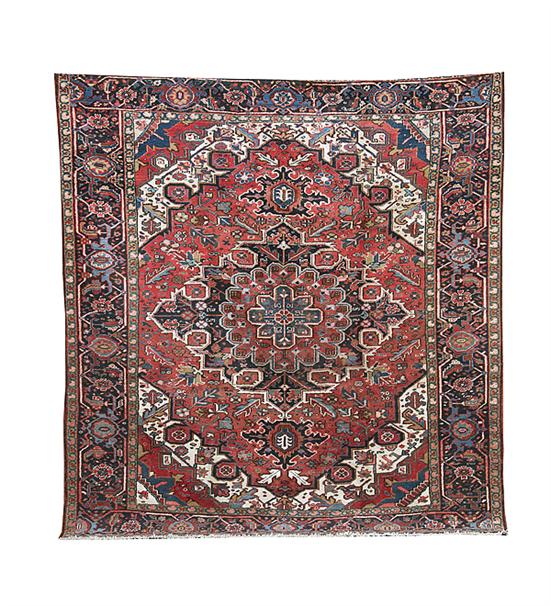 Persian Heriz carpet 8'3'' x 9'