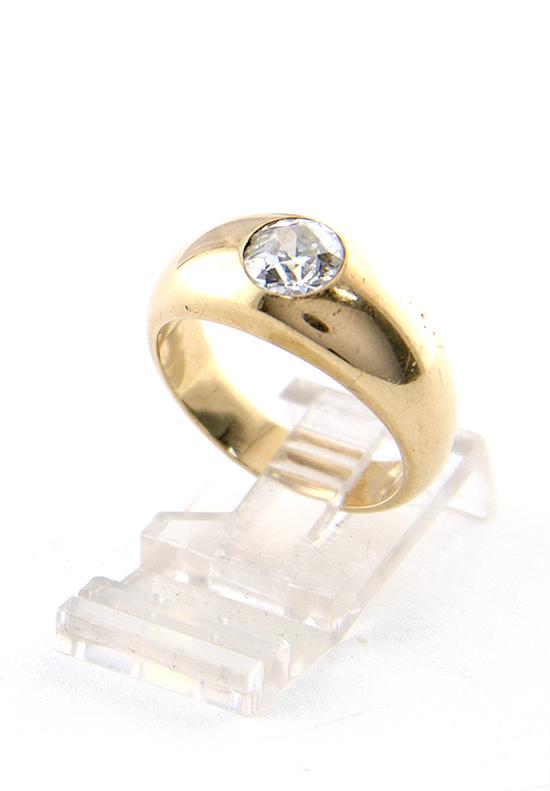 Gold and diamond ring 14K yellow 13a723
