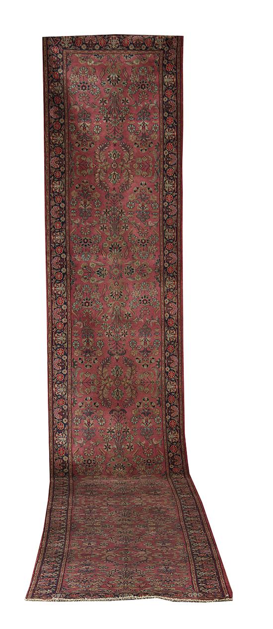 Farahan runner 2'8'' x 17'9'' mid