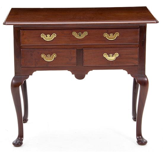 American Queen Anne mahogany lowboy 13a914