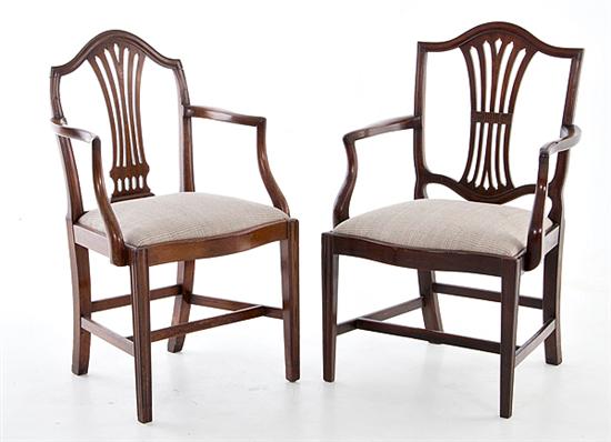 Hepplewhite style carved mahogany 13a9d8