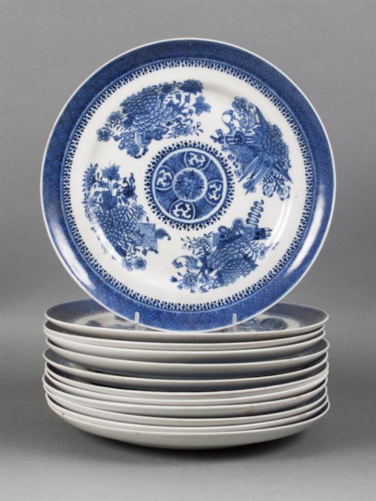 Set of 12 Chinese Export Blue Fitzhugh