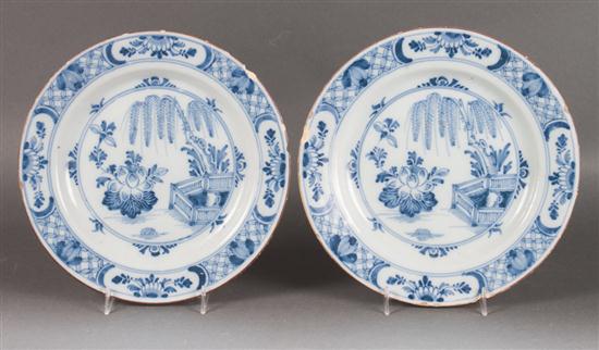 Pair of Liverpool Delftware plate 13ab22