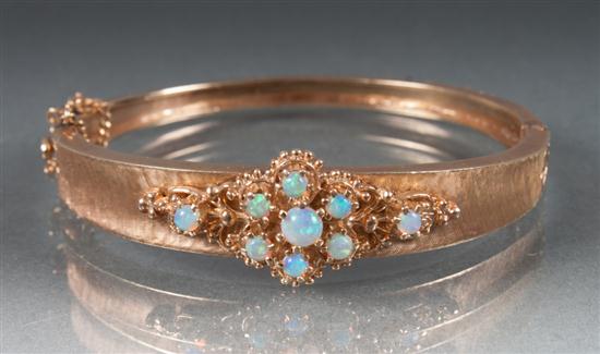 Antique 14K yellow gold and opal
