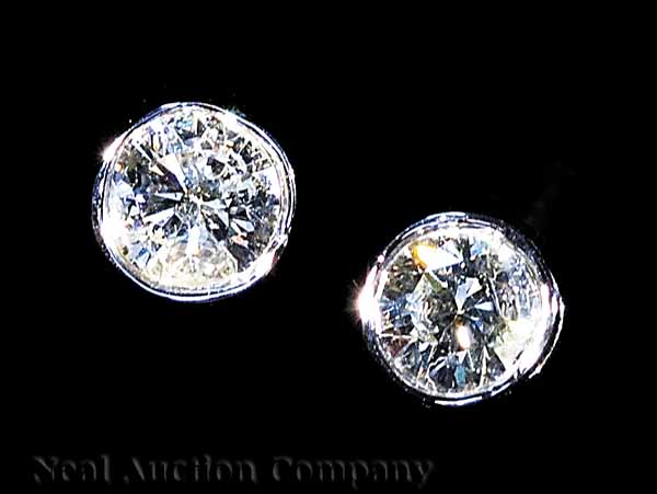 A Pair of 18 kt. White Gold and