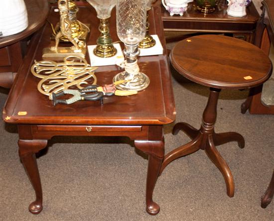 Queen Anne style mahogany coffee