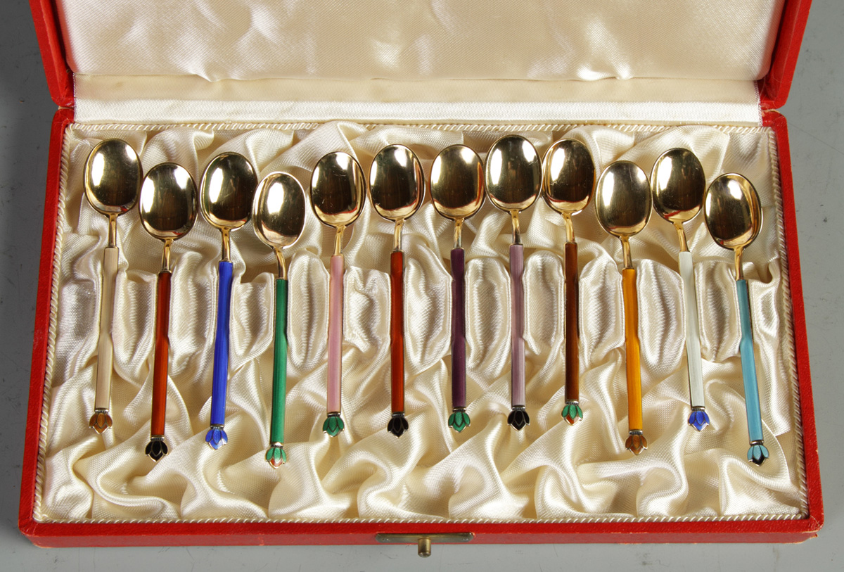 Set of 12 Demitasse Spoons by David 13899e