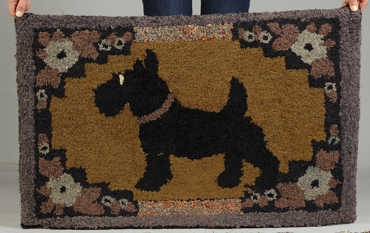 Hooked Rug w Scottie Dog Condition  1389b3