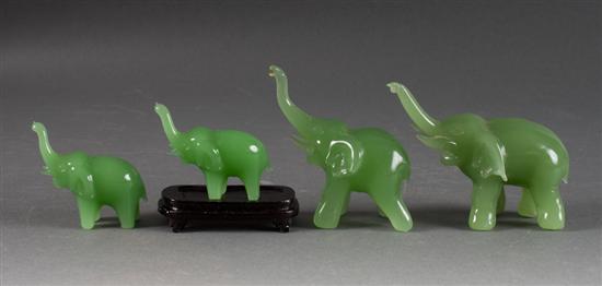 Four Peking emerald glass elephant 138ae6