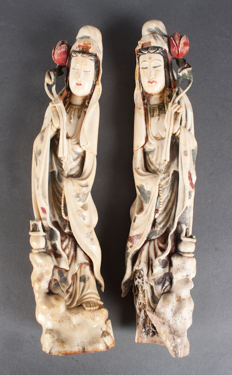 Pair of Chinese carved and polychromed 138b5e