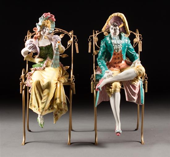 Pair of Italian majolica seated 138b9e