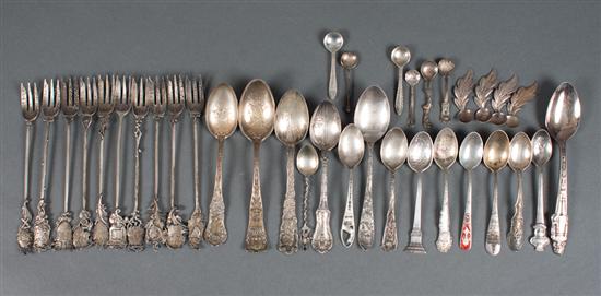 Thirty assorted silver salt spoons