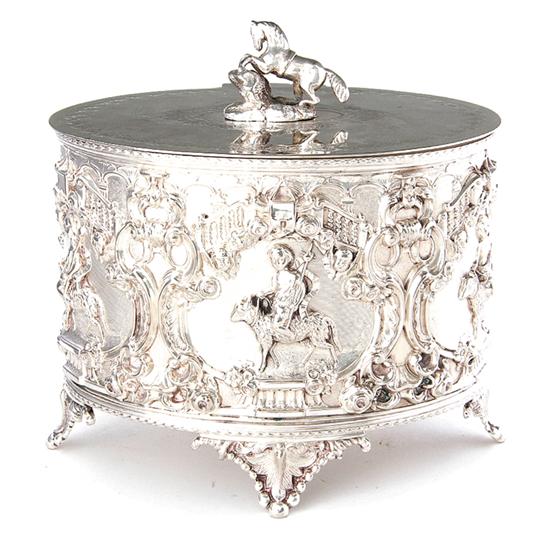 Victorian silverplate biscuit box 138edb