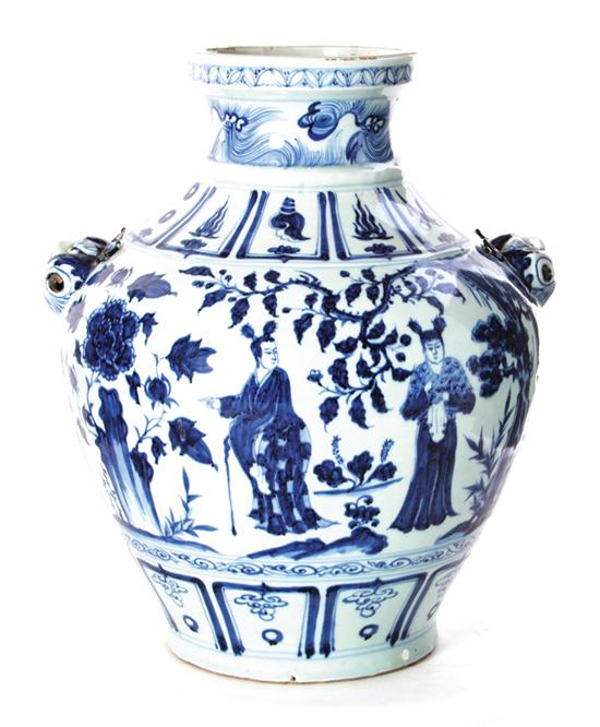 Chinese blue and white porcelain 138f1a