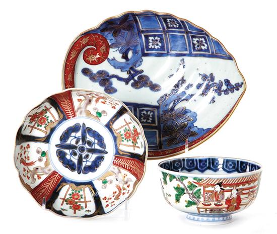 Japanese Imari porcelain bowls and dishes