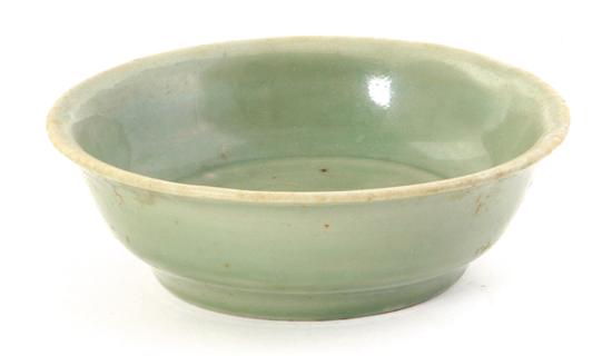 Chinese celadon bowl Ming or Qing