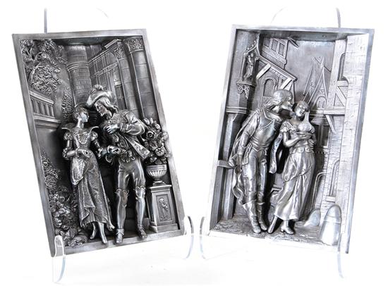 Pair bas relief silvered metal 139297