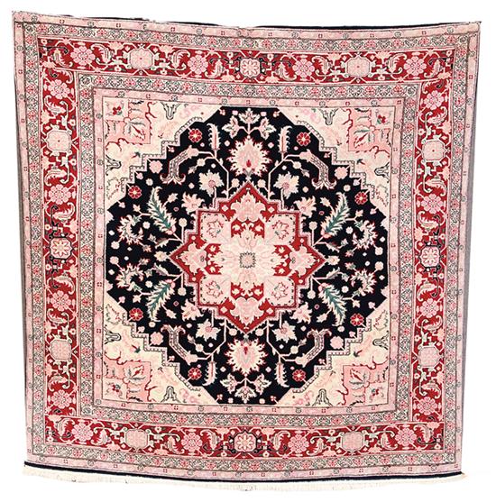 Indo Heriz carpet 7 9 x 7 10  13934b