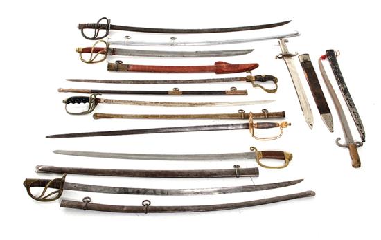 Collection of nine edged weapons 13955d