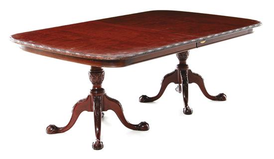 Chippendale style carved mahogany 1395bb