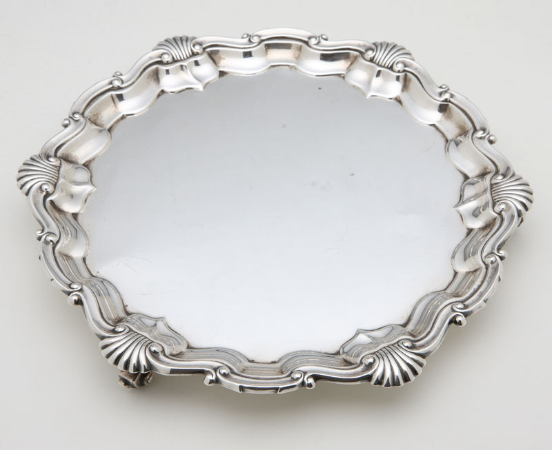 An Edwardian sterling silver footed 13bed7