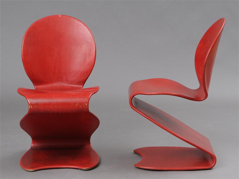 PAIR OF VERNEN PANTON ''S'' CHAIRS