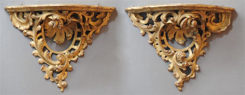 PAIR OF LOUIS XV CARVED GILTWOOD 13cc01