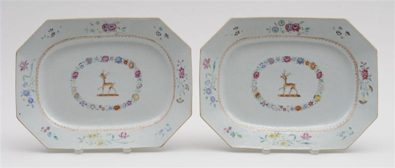 PAIR OF CHINESE EXPORT PORCELAIN