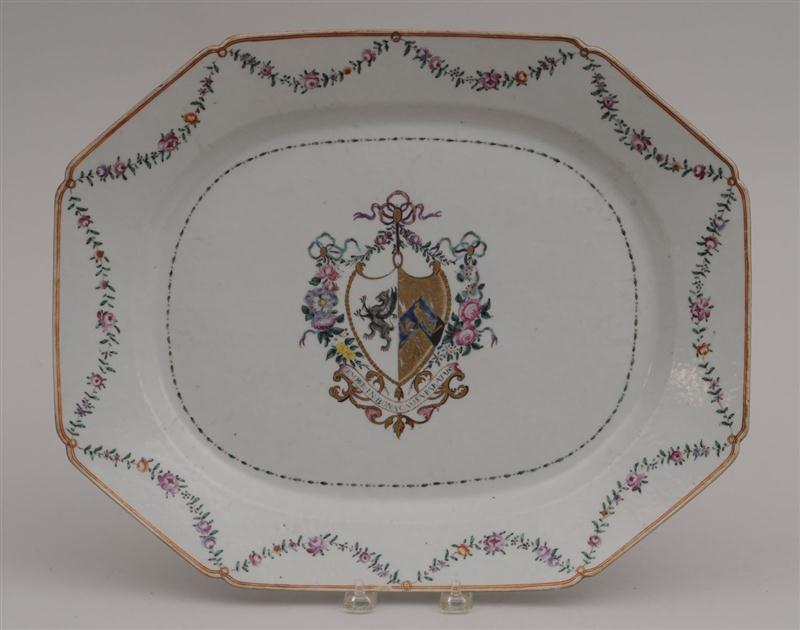 CHINESE EXPORT PORCELAIN ARMORIAL 13cca5