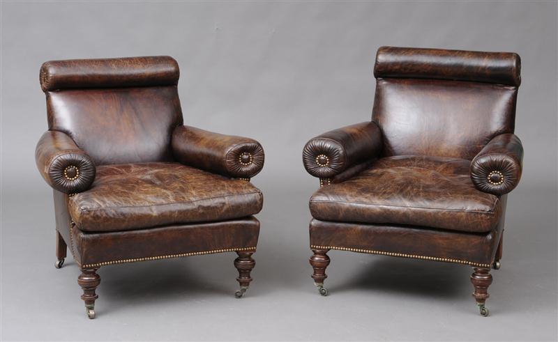 PAIR OF ENGLISH BROWN LEATHER UPHOLSTERED 13cd29