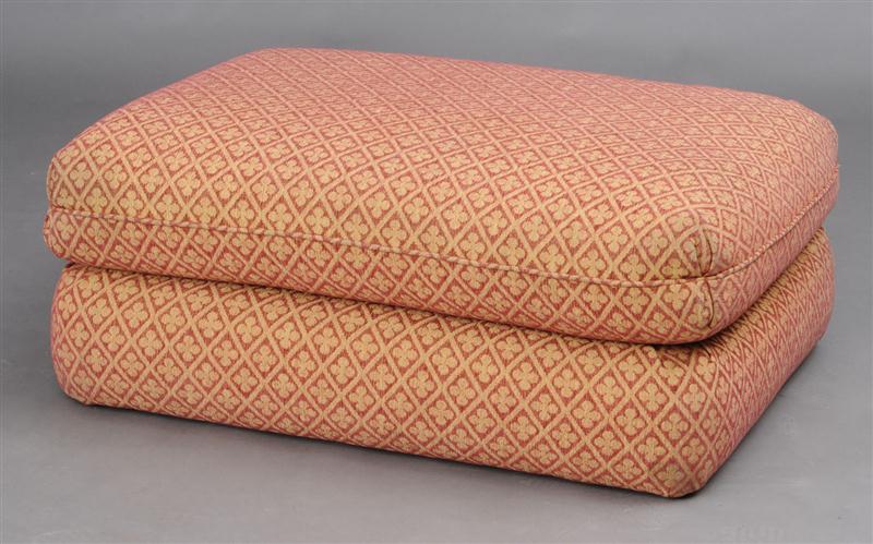 VICTORIAN STYLE UPHOLSTERED OTTOMAN 13cd48