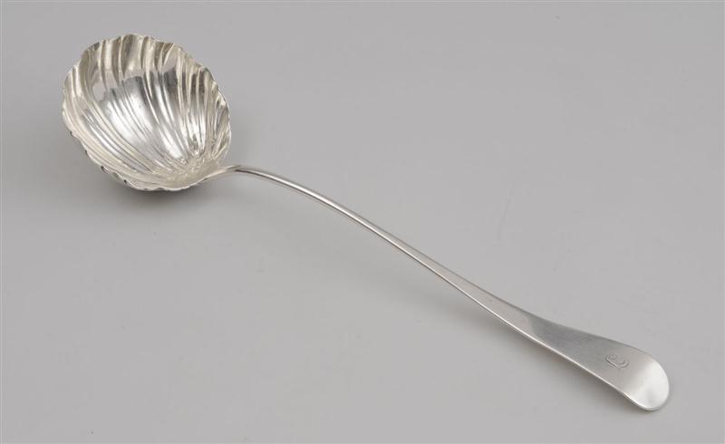 EARLY GEORGE III SILVER PUNCH LADLE